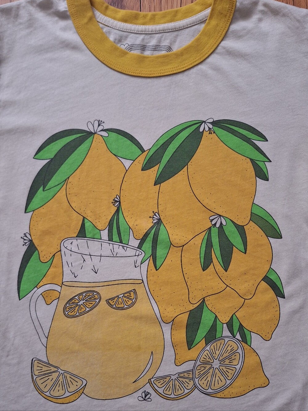 Big Bud Press Lemonade Tshirt - Picture 2 of 4